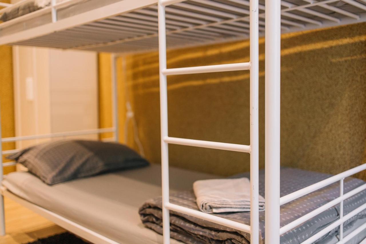 Girls Hostel Краков Экстерьер фото