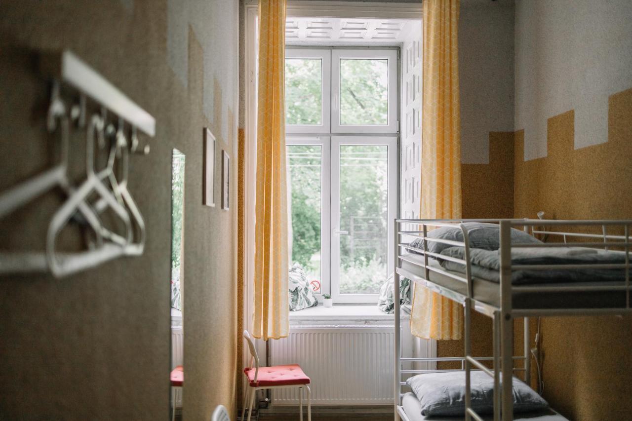 Girls Hostel Краков Экстерьер фото