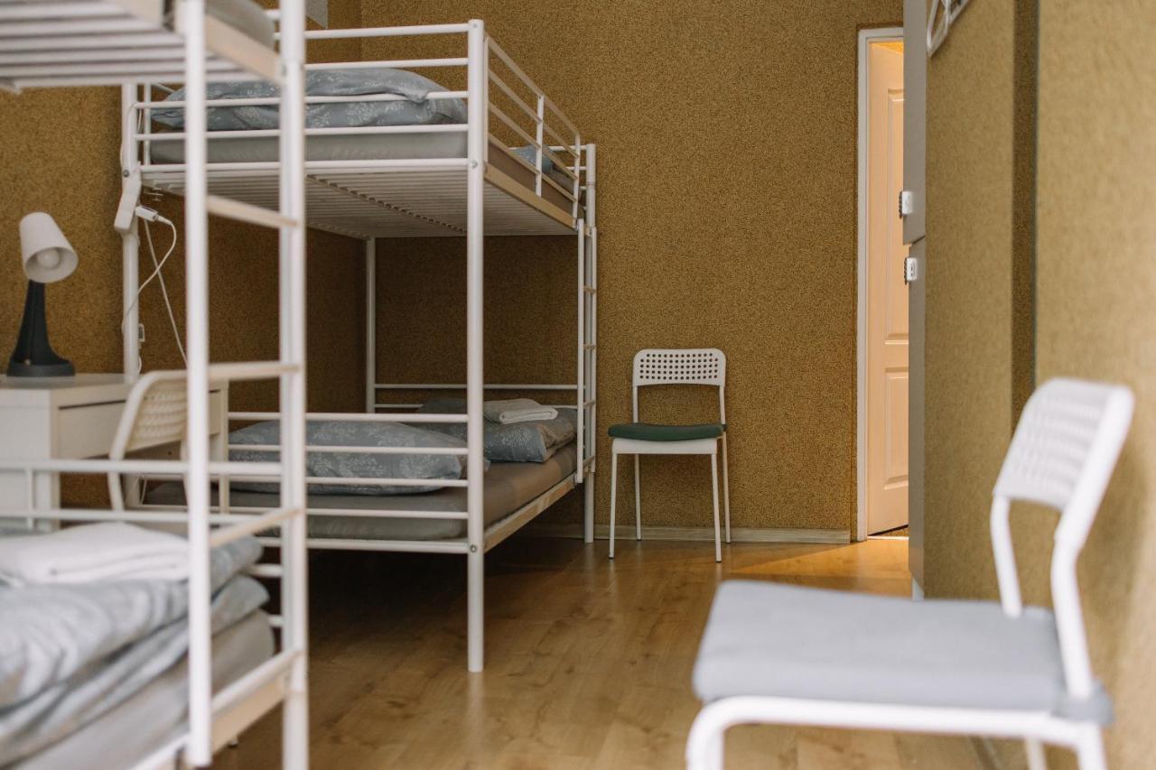 Girls Hostel Краков Экстерьер фото