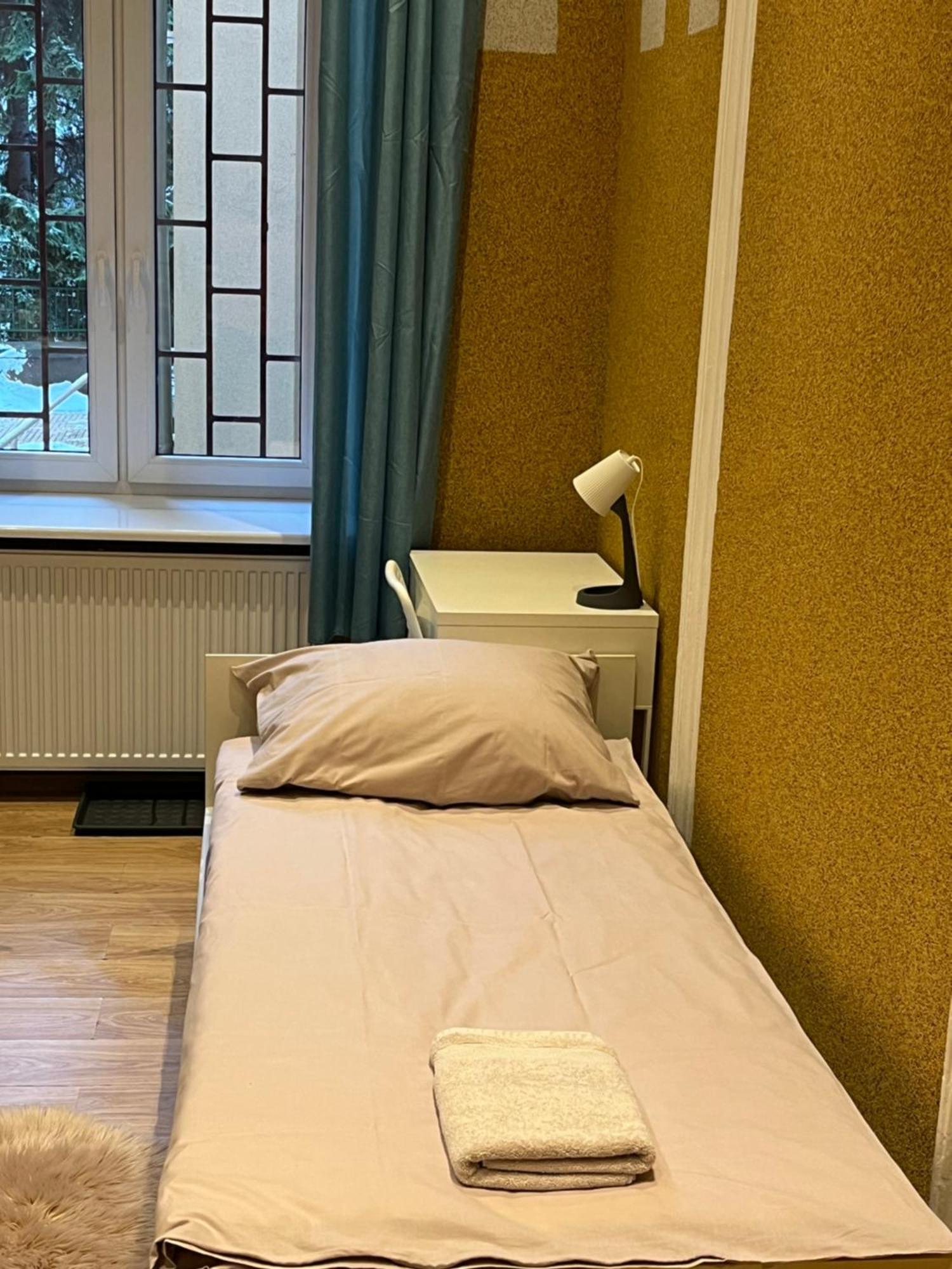 Girls Hostel Краков Экстерьер фото
